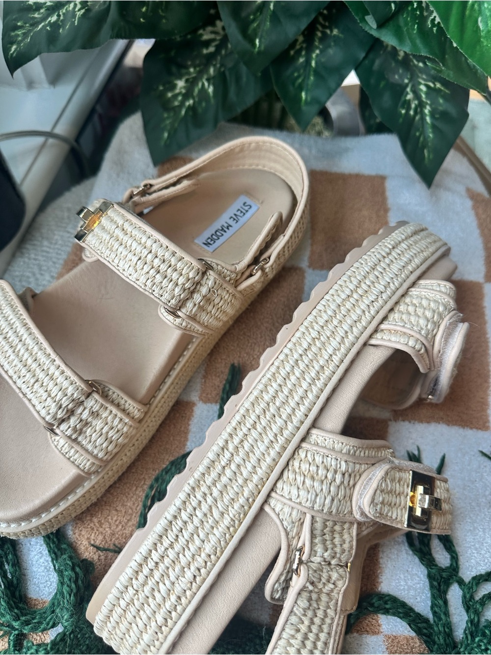 Steve Madden Women's Beige Woven Platform Sandals NEW
